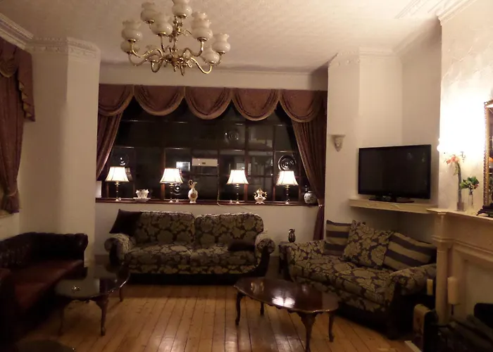 The Grays Bed & Breakfast Blackpool